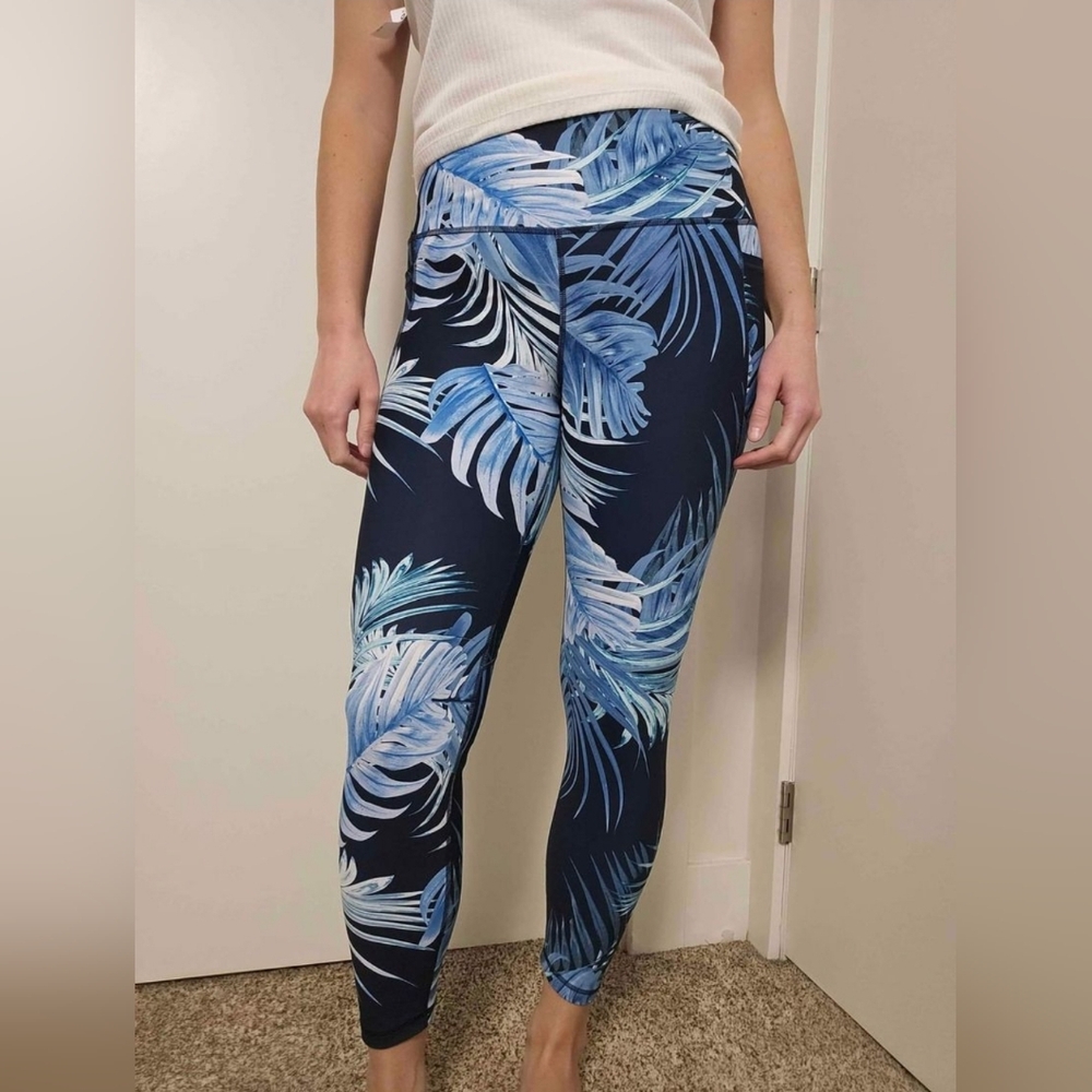 Old Navy Floral Pattern Ankle Leggings - XL
